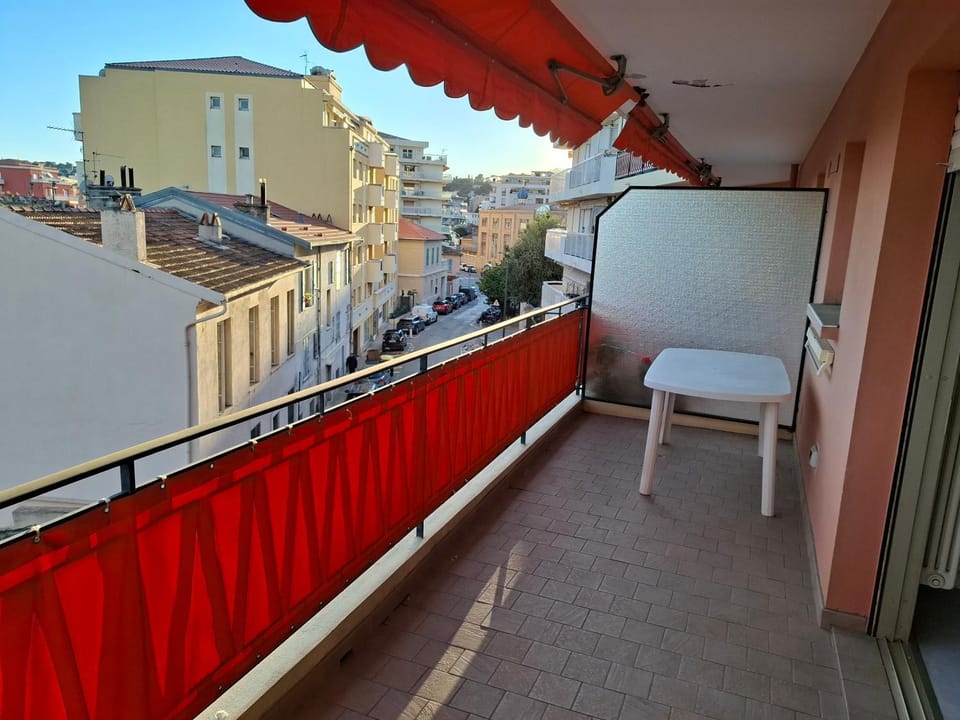 Appartement exposé plein sud Apartment in Roquebrune-Cap-Martin