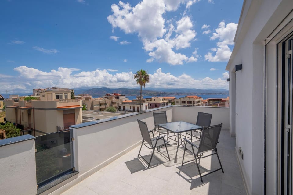 Property building, Summer, View (from property/room), Balcony/Terrace, City view, Garden view, Lake view, Landmark view, Sea view, heating