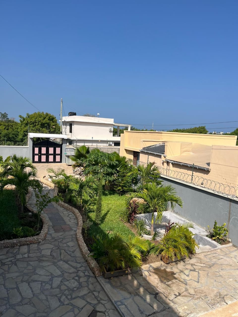 Property building, Natural landscape, Garden, Garden view