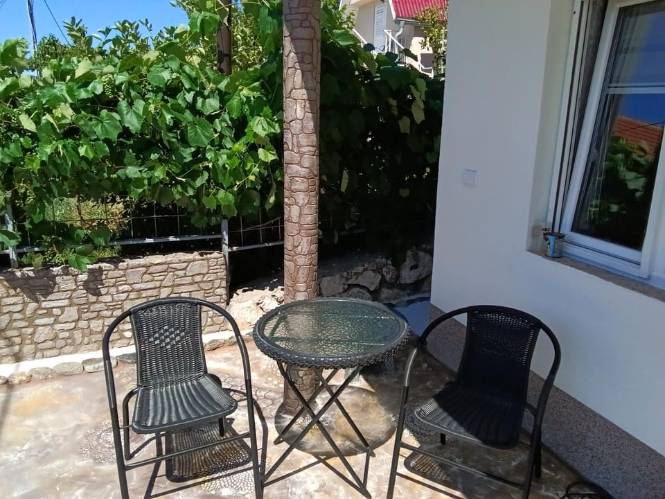 Garage Apartment in Serbia