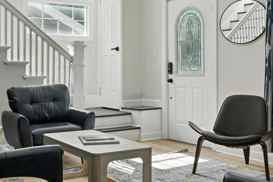 Campus To Dunes Escape - 2 King Beds - Game Area House in Valparaiso