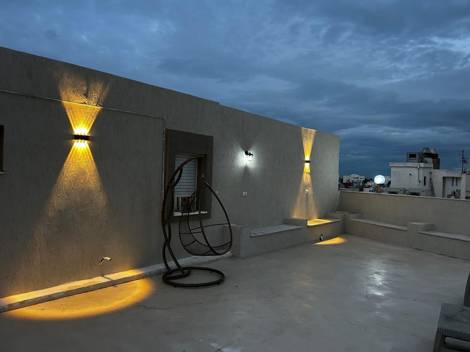 Sea View 1 Bedroom Apartment with 100m Terrace Apartment in Sousse