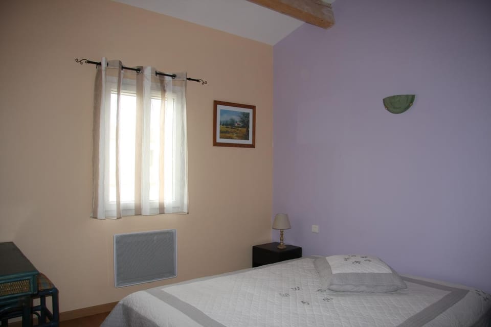 St-Quentin la Poterie villa clôturée pour 4 pers avec jardin House in Uzes