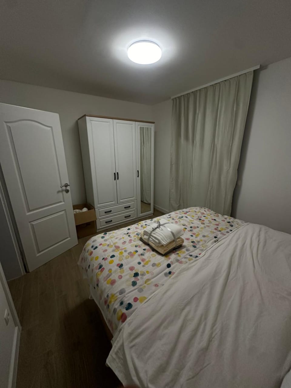 Relaxed Getaway by the Sea Apartment in Okrug Gornji