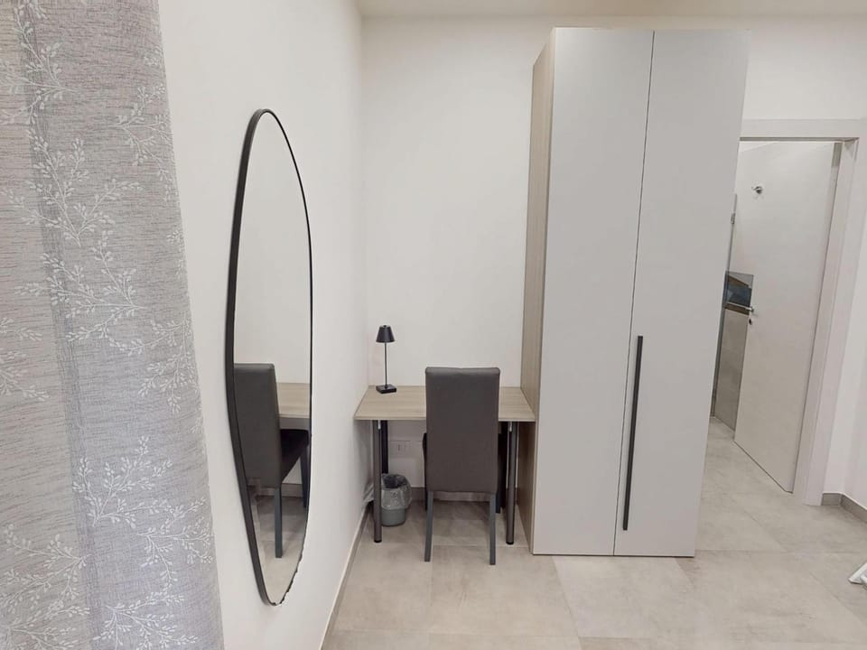 wardrobe, air conditioner
