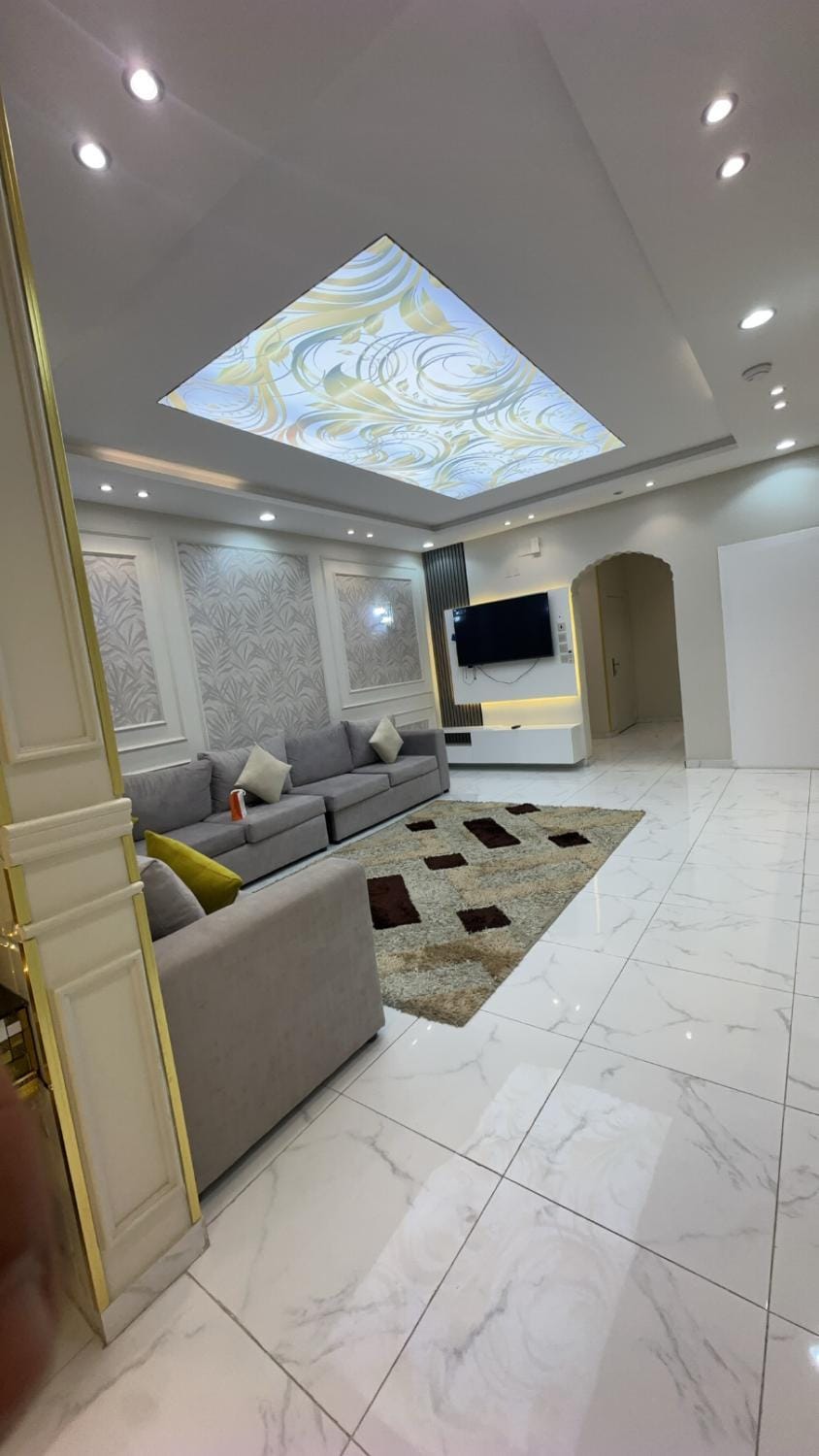 Communal lounge/ TV room, TV and multimedia, Seating area
