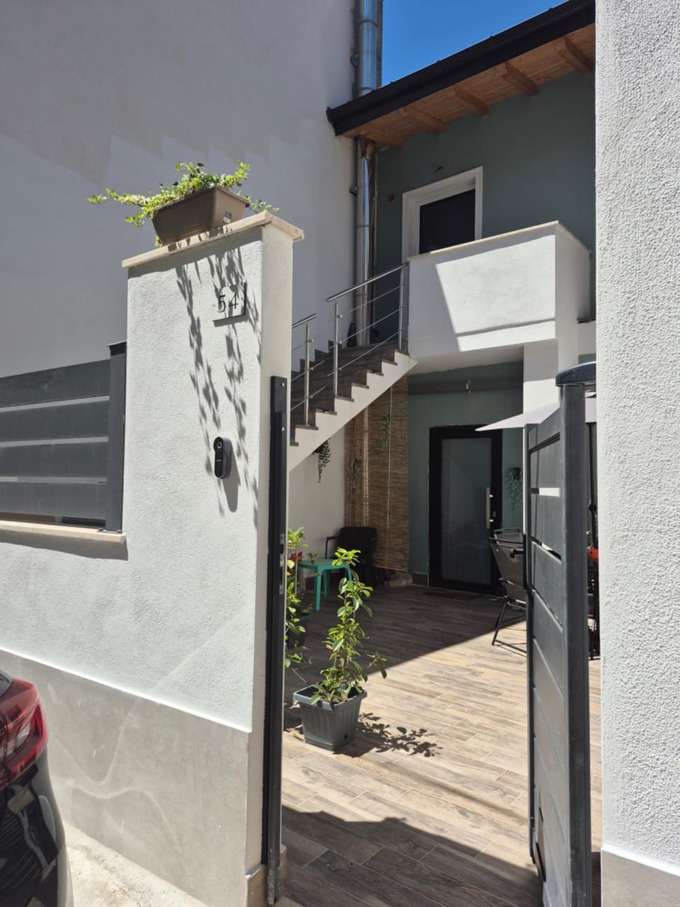 Property building, Day