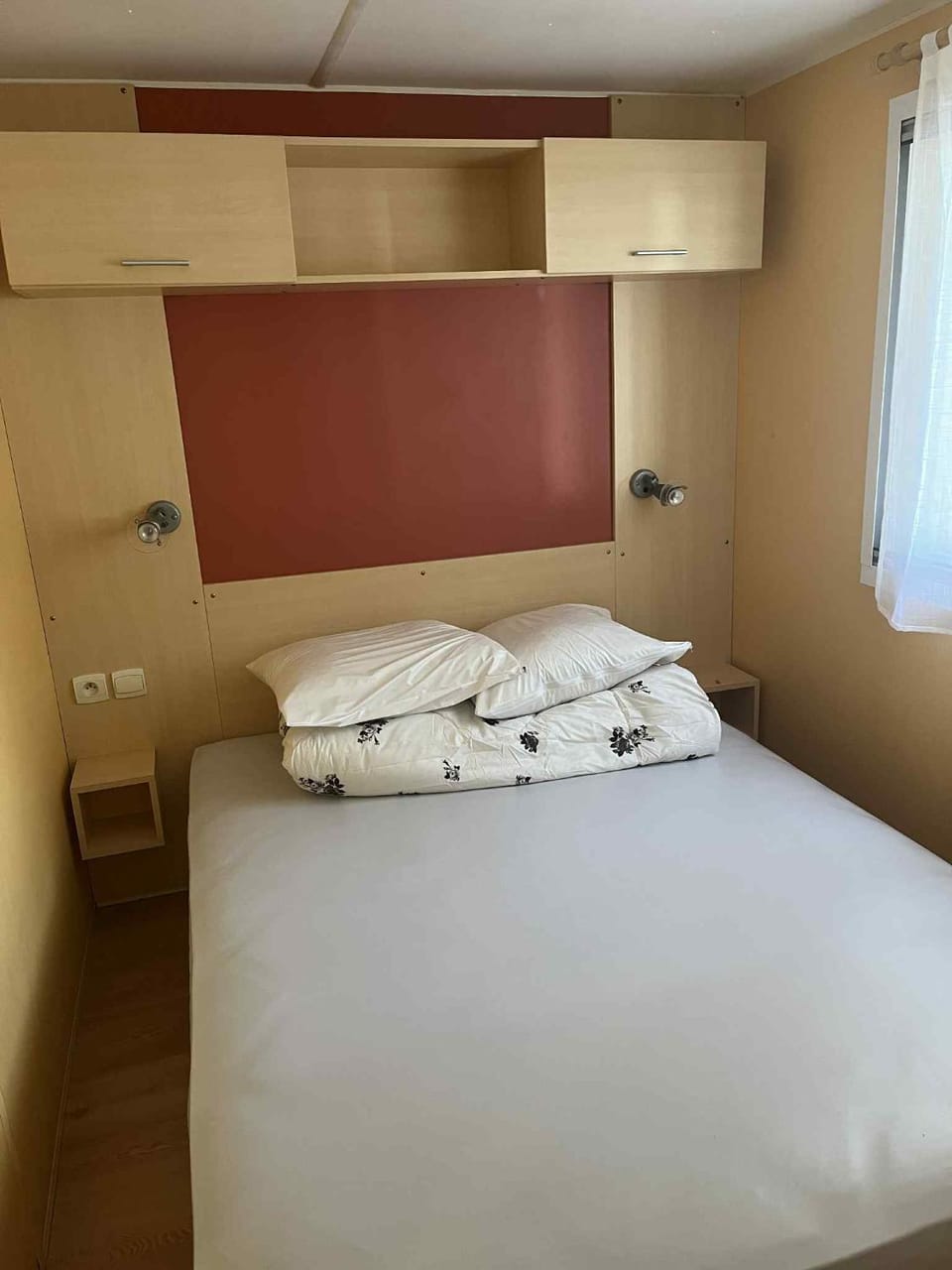 Bed, Bedroom, wardrobe
