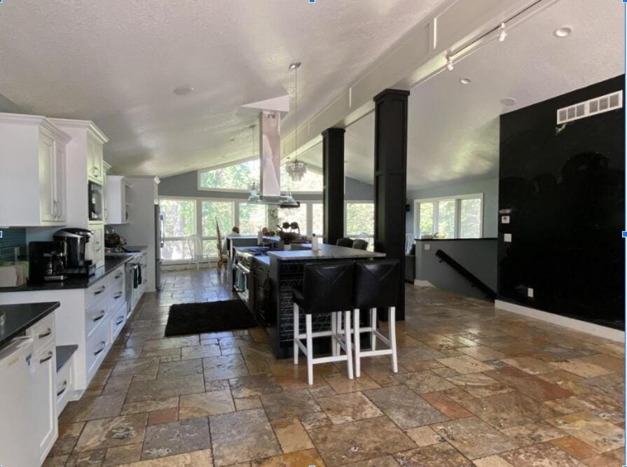 Large Recreational Retreat House in Hudson