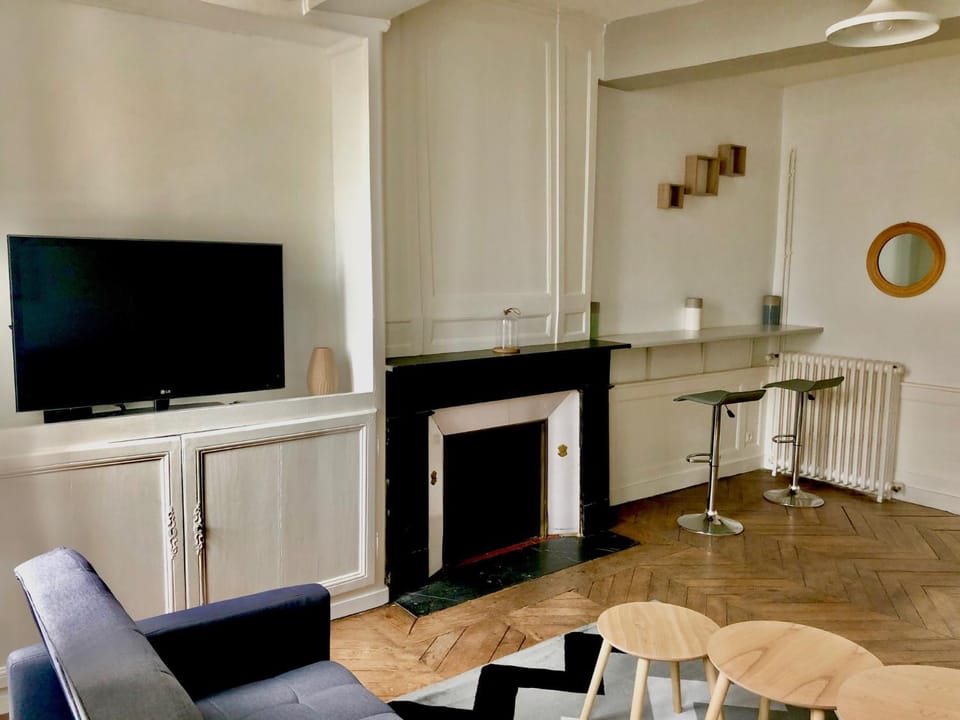 Au Le haut nançon Apartment in Fougères