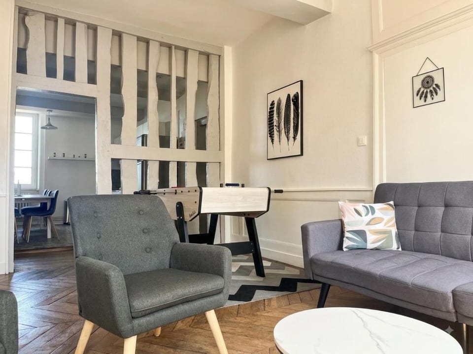 Au Le haut nançon Apartment in Fougères