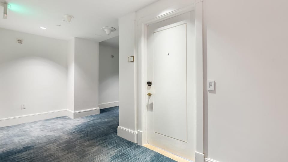 Ritz-Carlton 2br 17th fl Penthouse Hotel Condo Apartment hotel in Fort Lauderdale