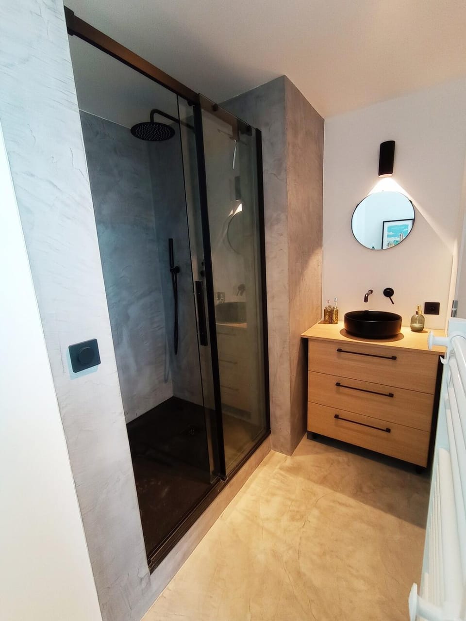 Shower, Bathroom