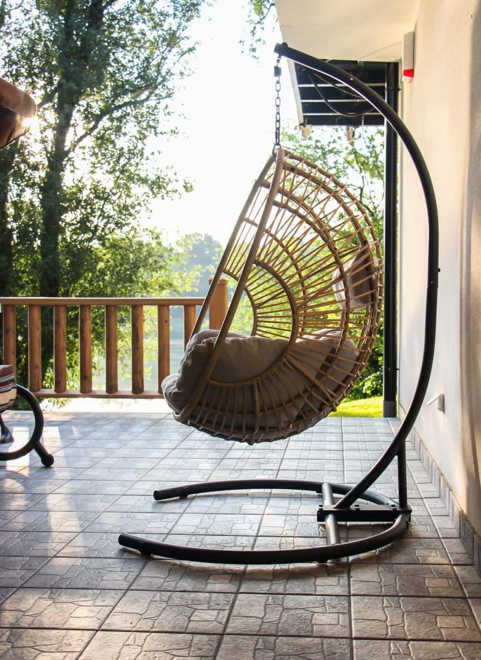 Elowen Villa in Serbia
