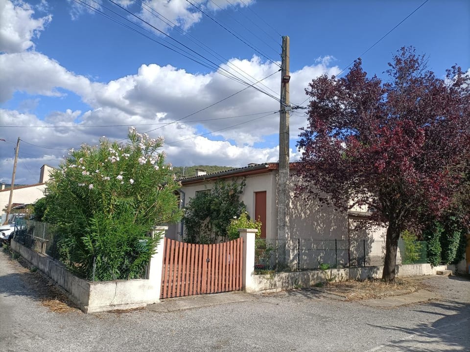 Neighbourhood