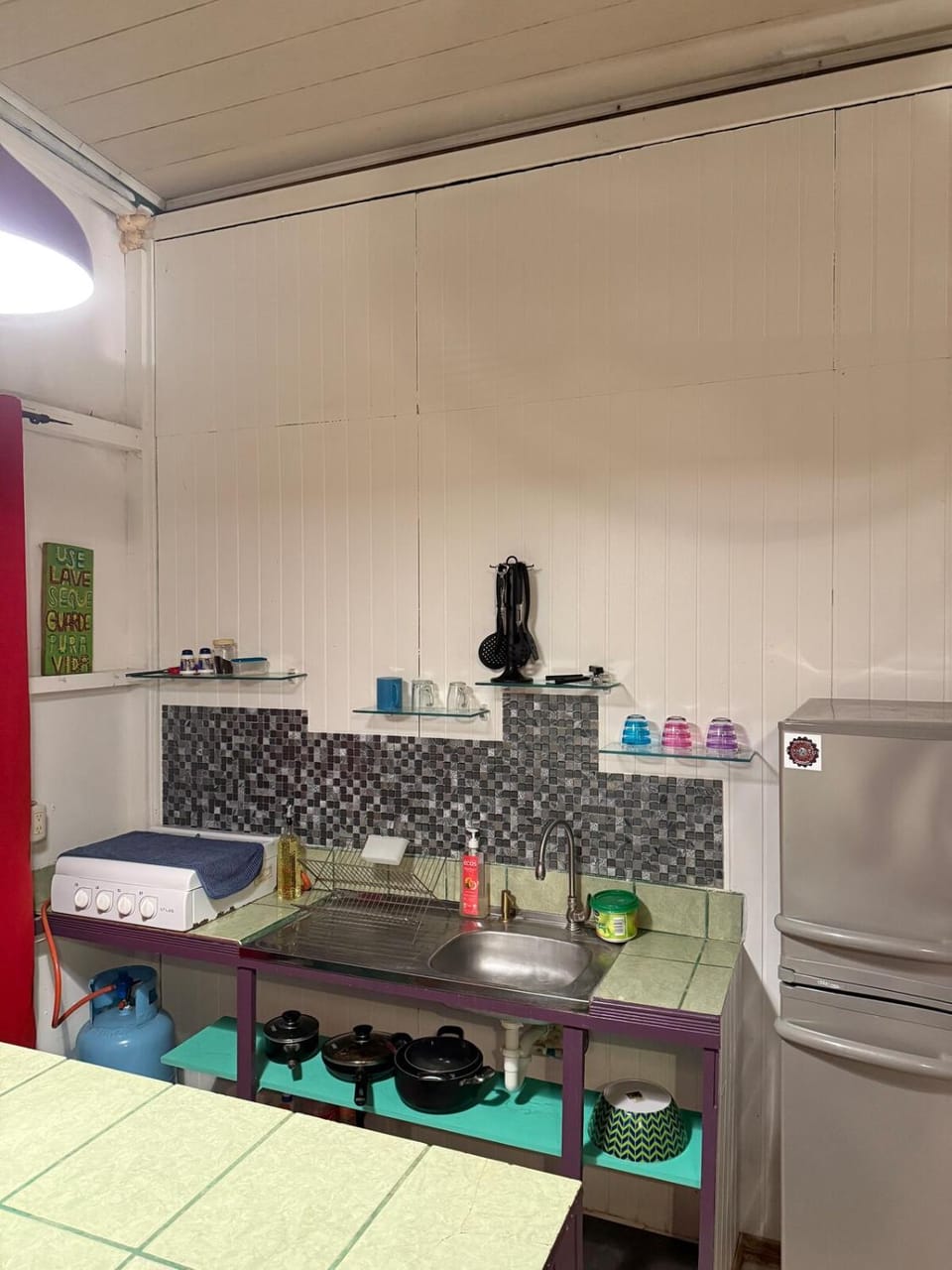 Air conditioned home with full kitchen, TV and parking Apartment in Puerto Viejo Talamanca
