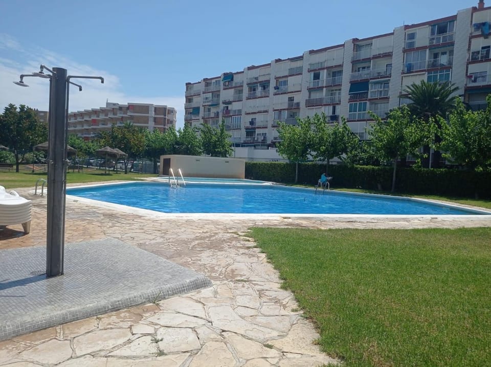 Apartment in La Pineda- Dorabeach Apartment in La Pineda