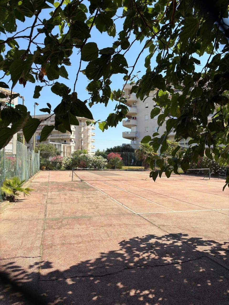 Apartment in La Pineda- Dorabeach Apartment in La Pineda