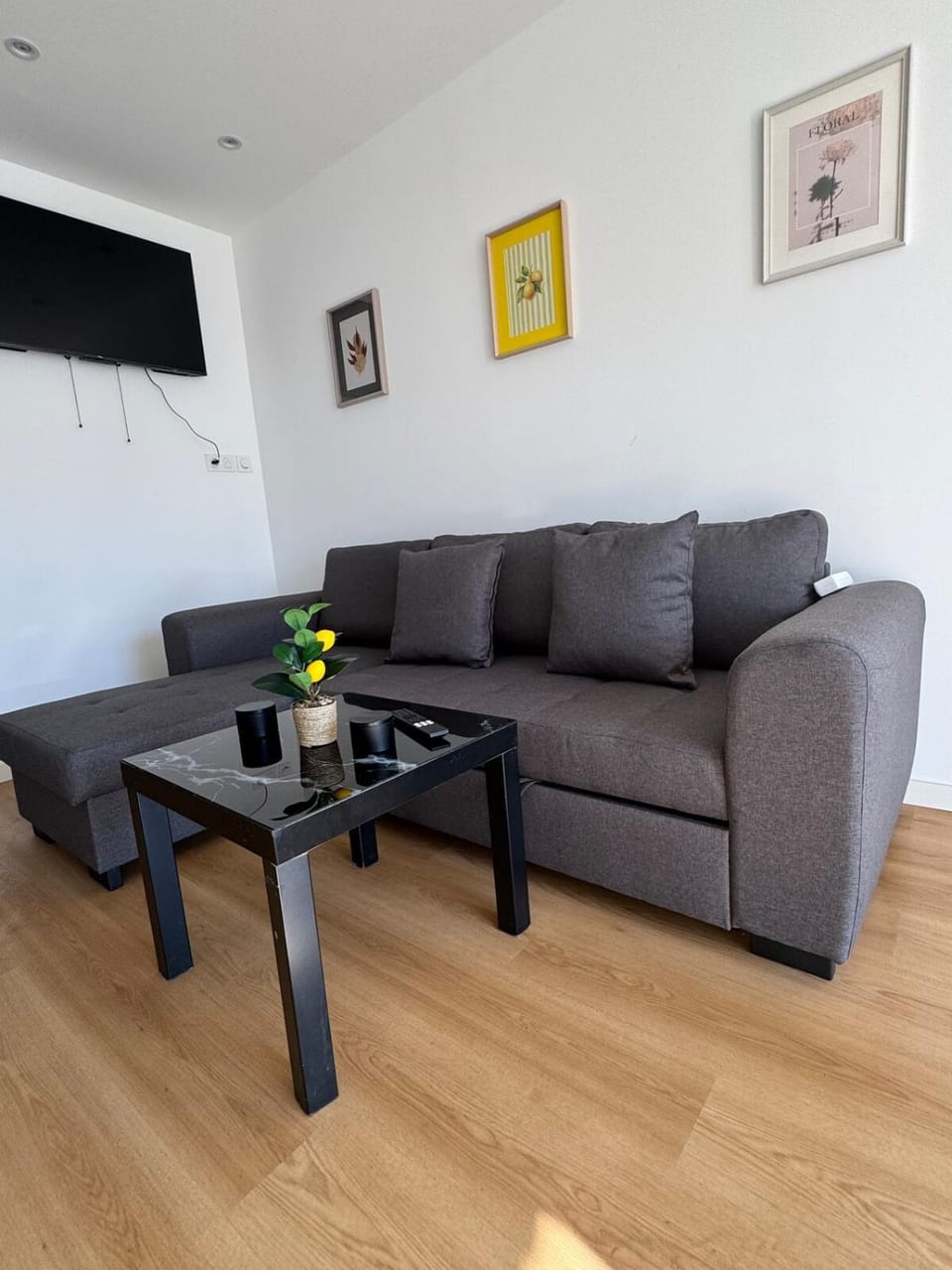 Chaleureux studio central Appart B Apartment in Nouvelle-Aquitaine