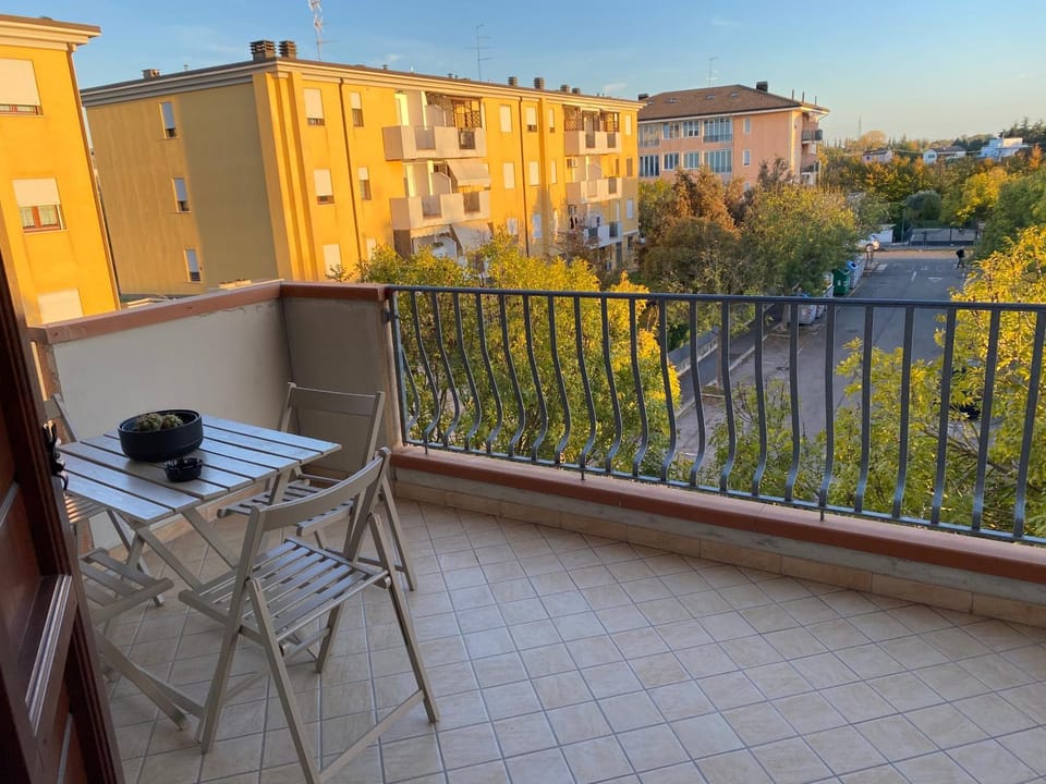 Balcony/Terrace, Dining area