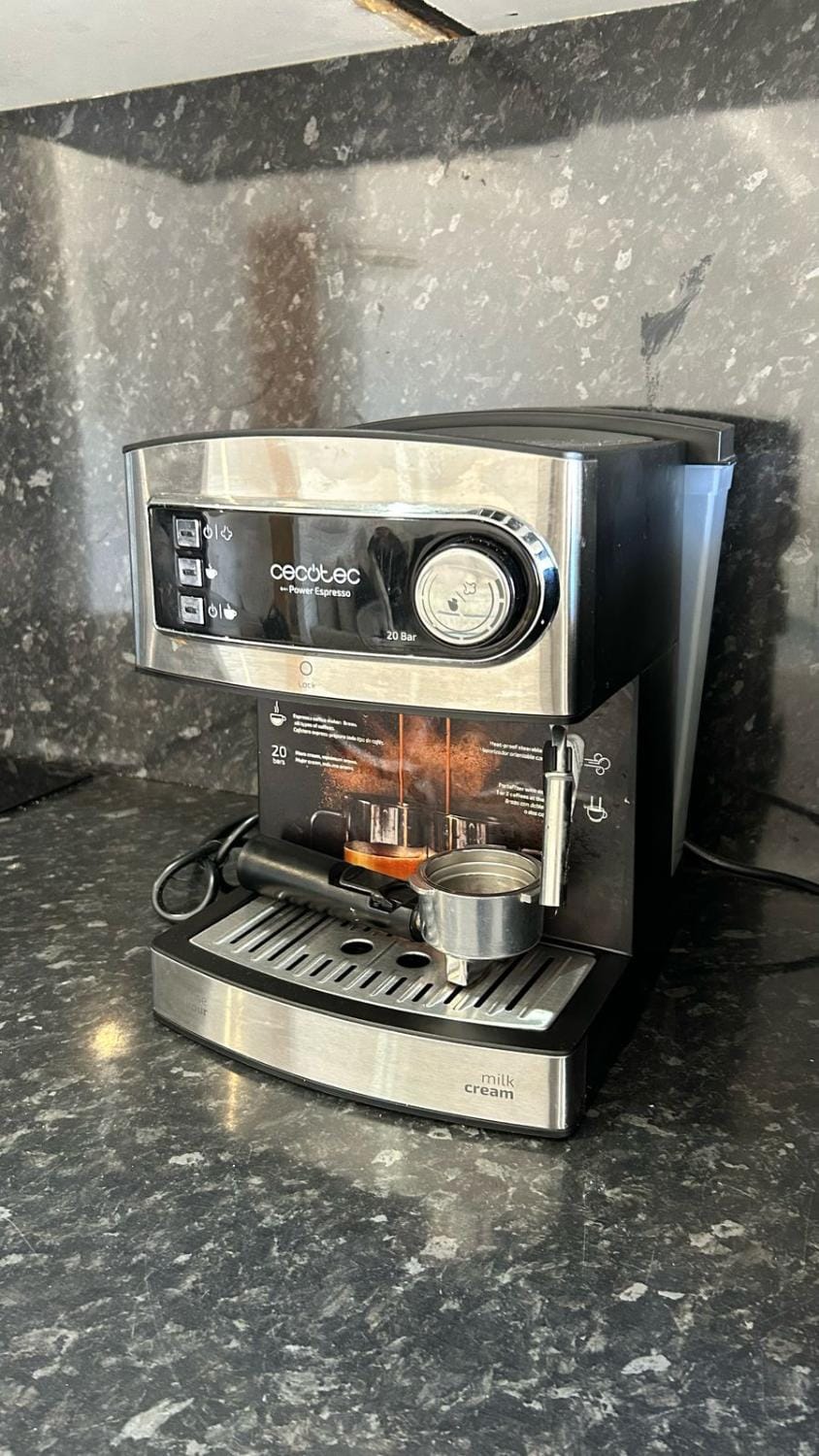 Fabulous Duplex with Sea and Pool Views 2 min walk from beach 3 bedrooms Apartment in Sitio de Calahonda