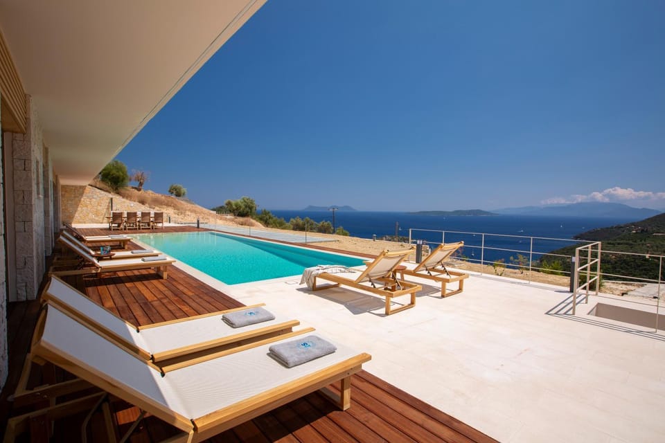 Sea view, Swimming pool