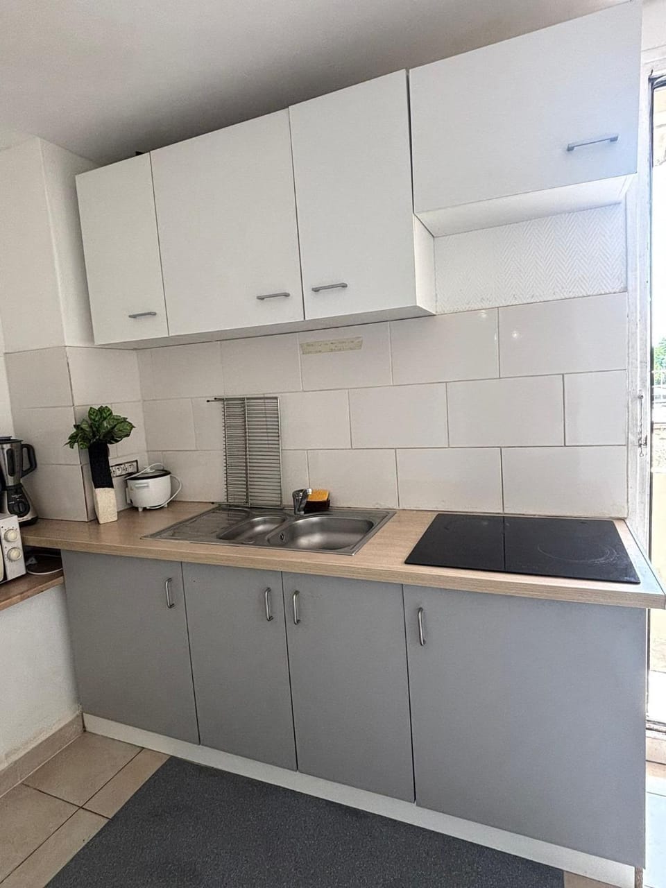 Chambre à 20 minutes de Paris NOTRE DAME, APPARTEMENT COMMUN Bed and Breakfast in Île-de-France