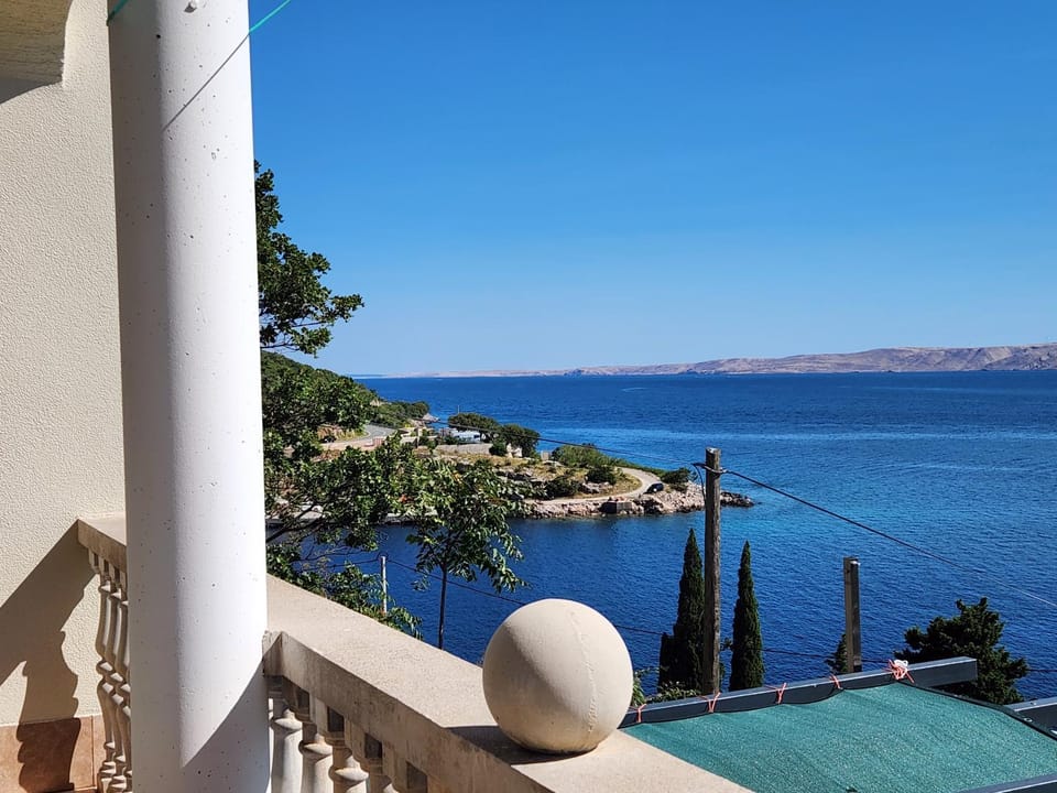 Karlobag Apartment in Zadar County