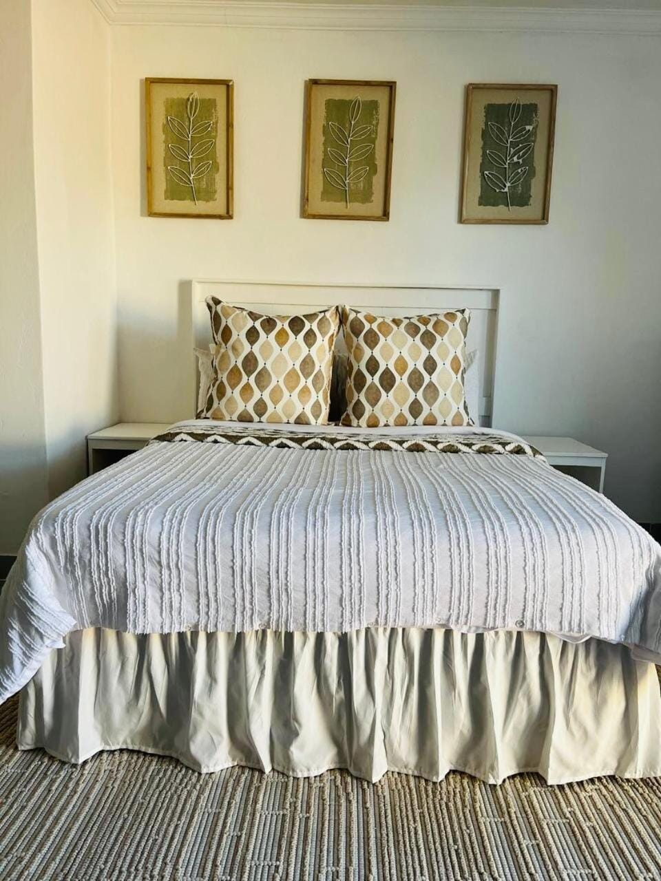 Stylish Studio in Hazel Park Apartment in Gauteng