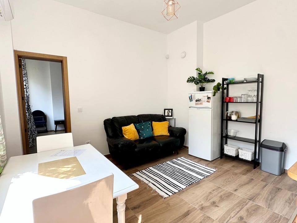 Living room, Decorative detail, Seating area