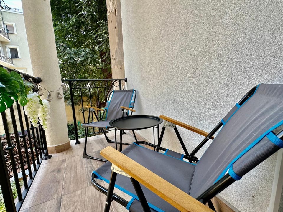 Property building, Patio, Day, View (from property/room), Balcony/Terrace, Balcony/Terrace, Seating area, sunbed