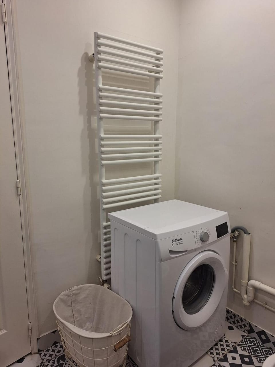 Bathroom, washing machine, dryer