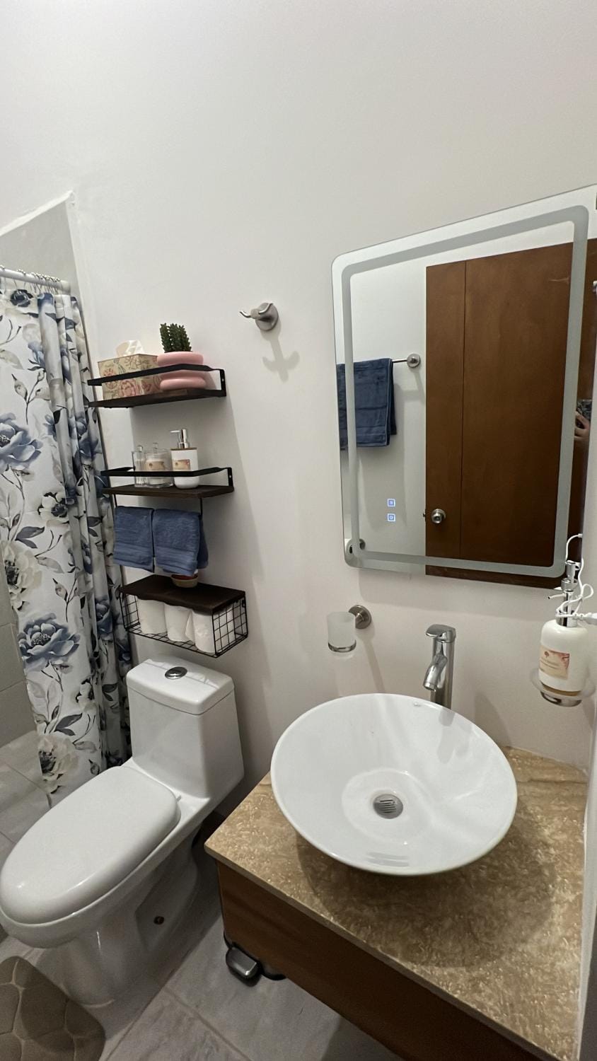 Shower, Bathroom, towels