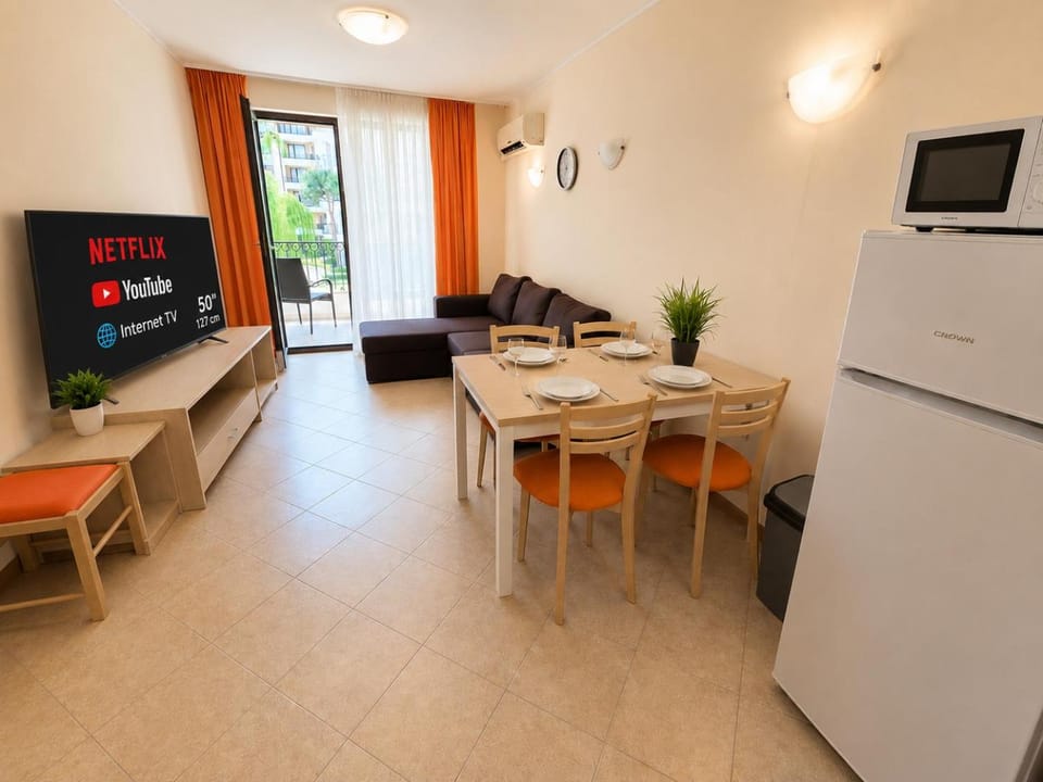 Apartment George - 3 pools, 2 bedrooms & 2 bathrooms Apartment in Sunny Beach