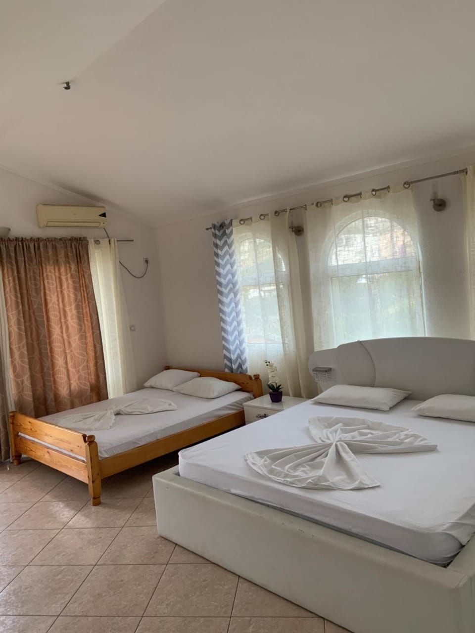 Apartments Solmira Bed and Breakfast in Ulcinj Municipality