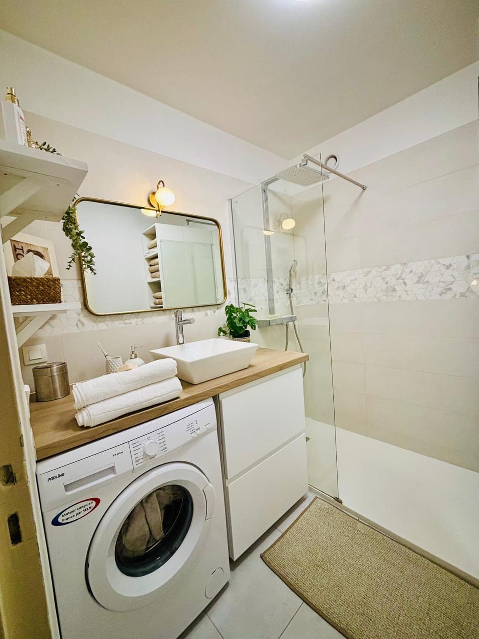 Shower, Bathroom