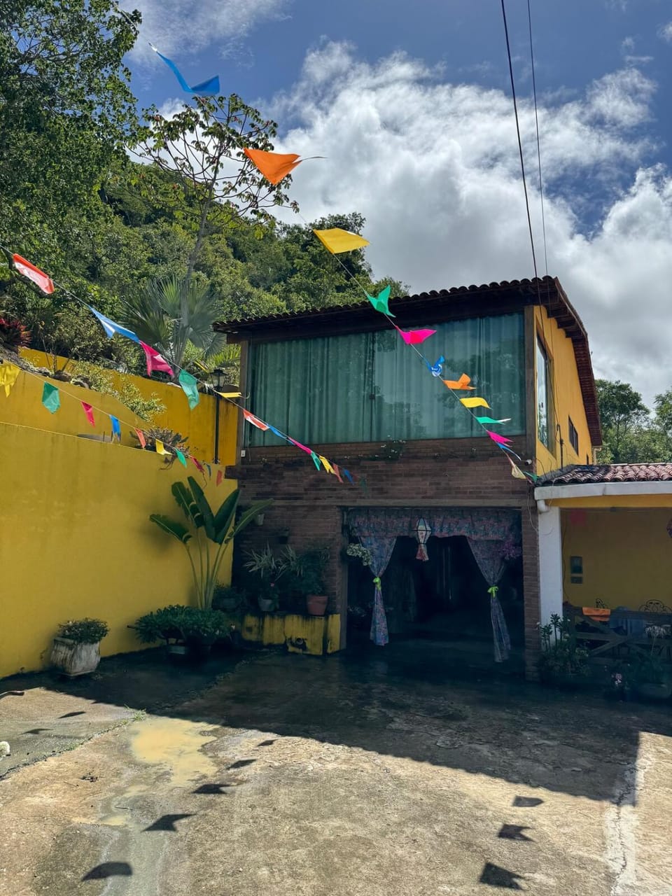 Casa amarela Serra negra ! House in State of Paraíba, Brazil