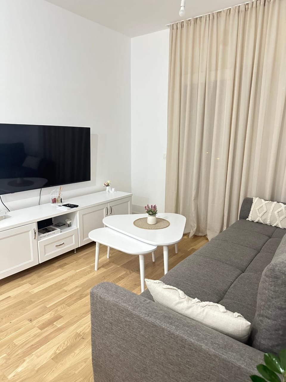 Aurora Mare Apartment in Montenegro