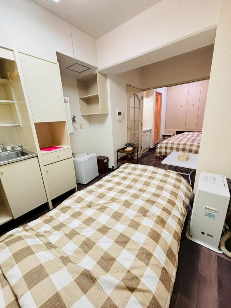 Nakajima501 1stop to Susukino, next to Nakajima Park, in a quiet residential neighborhood, accommodates 2 people Apartment in Sapporo