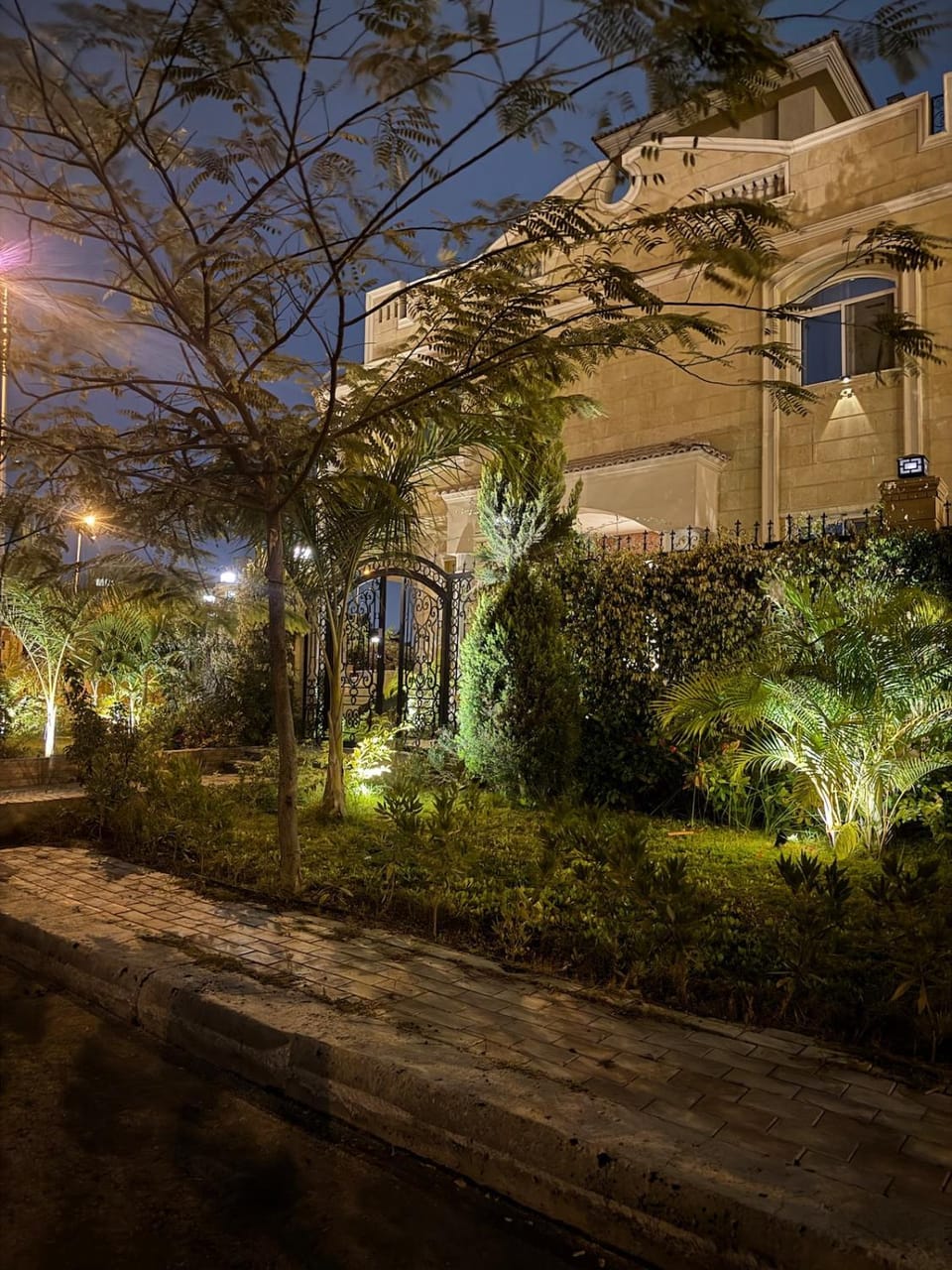 Property building, Natural landscape