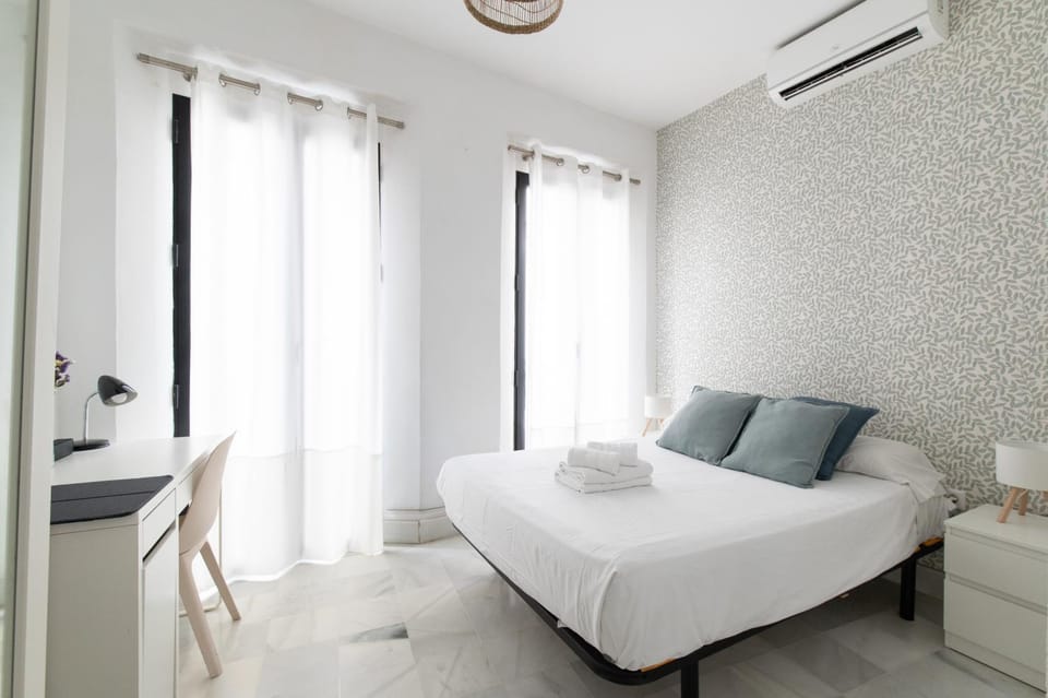 Apartamentos Alameda de Hércules Apartment in Seville