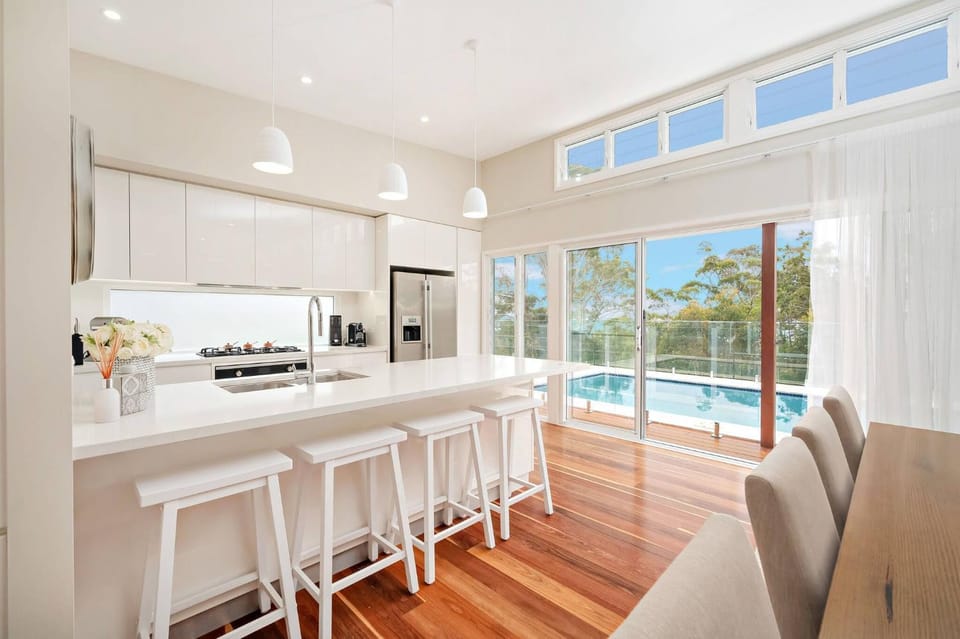 Kitchen or kitchenette, Other, Dining area, Swimming pool