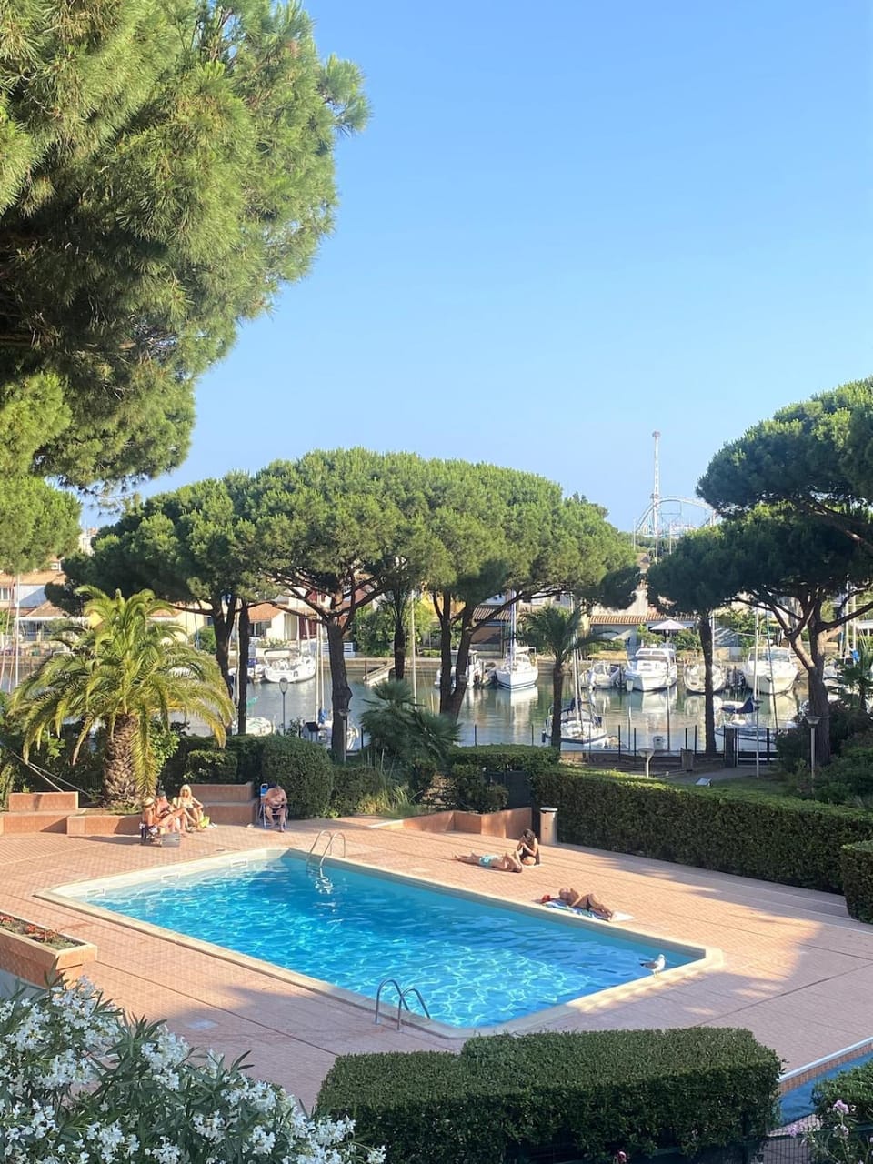 Studio avec vue port, piscine & parking privé Apartment in Agde
