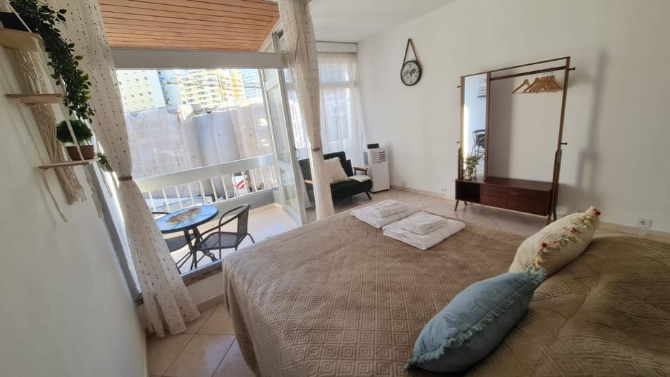 Bed, Balcony/Terrace, Bedroom
