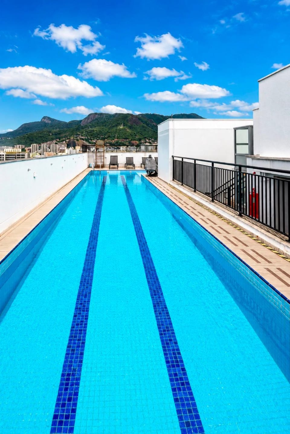 Mountain view, Pool view, Swimming pool