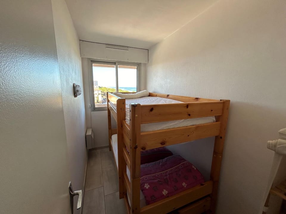 Appartement 6 pers. avec balcon et parking, face à la mer - FR-1-837-28 Apartment in Argeles-sur-Mer