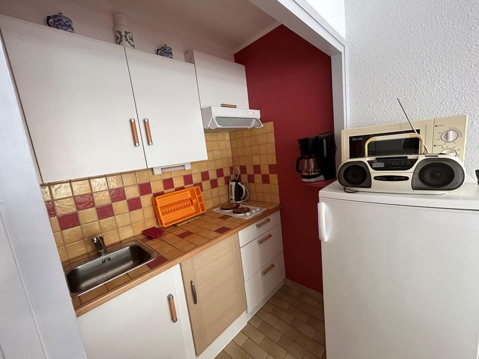 Appartement 4 pers en bord de mer avec parking - FR-1-837-26 Apartment in Argeles-sur-Mer
