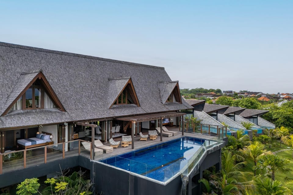 Property building, Day, Spa and wellness centre/facilities, Seating area, Sea view, Sea view, Swimming pool, Breakfast, Sunrise, safe