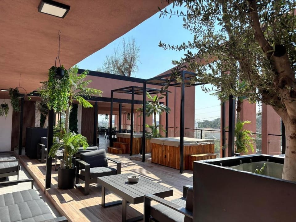 Hot Tub, View (from property/room), Balcony/Terrace