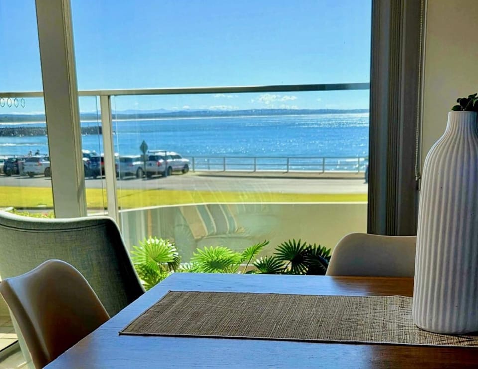 Dining area, Sea view